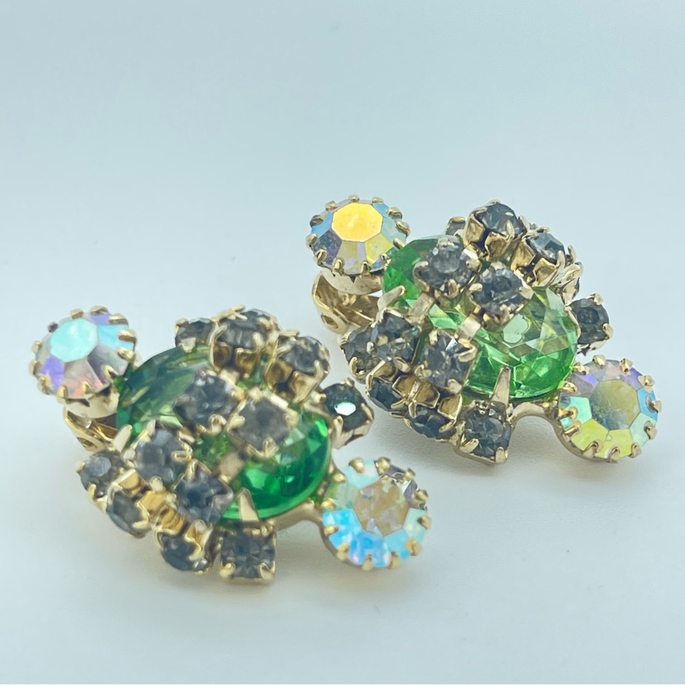 Vintage 50s Rhinestone Earrings | 1950s Clip-on Aurora Borealis Retro Jewelry - Picture 10 of 15